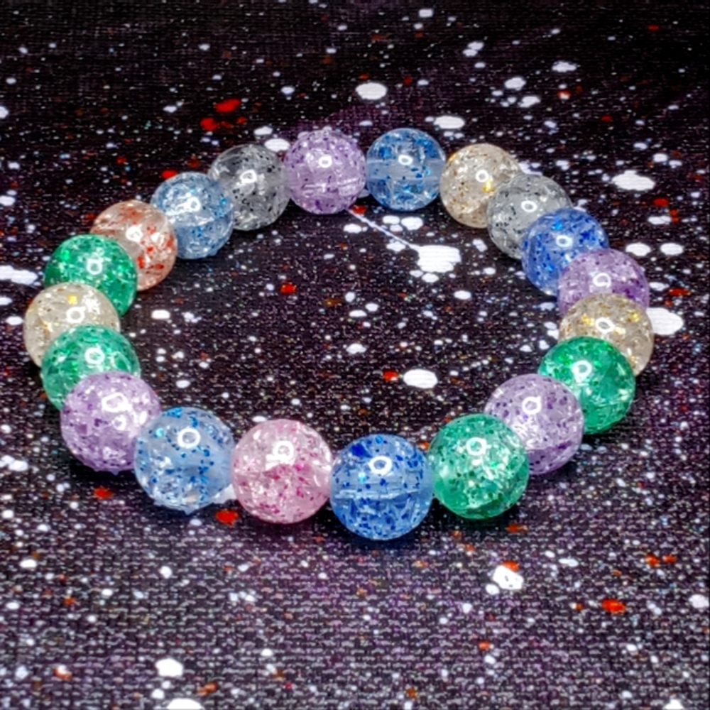 A multicolor crystal bracelet